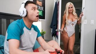 A woman wants to have sex and get sperm inside her