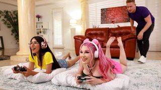 The cutie doesn't know which hole to choose in this steamy roleplay scene