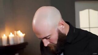 I like girls that suck gently, without causing any discomfort