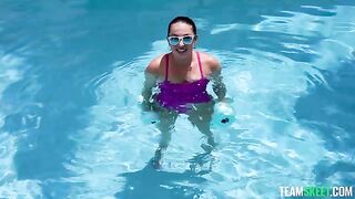He wanted sex with one of the brunettes at the pool, too