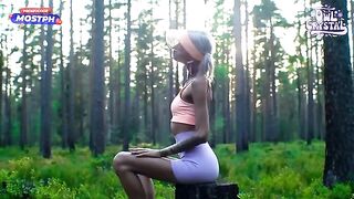 A beautiful woman sucking a cock of her neighbor