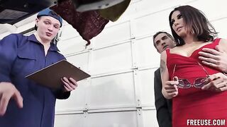 I had my car repaired for free and had sex with the mechanic