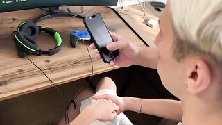 A man checked the strength of the pussy streamer and was satisfied