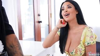 All for her pleasure - nice woman gets what she wants
