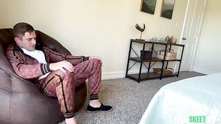 A short video about how to suck a dick properly. Very interesting!