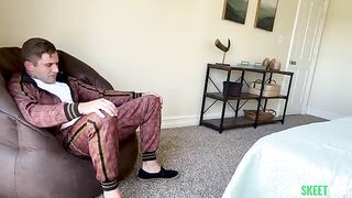 A short video about how to suck a dick properly. Very interesting!