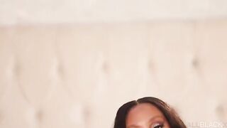 Black woman will only have sex with a man who has a big dick
