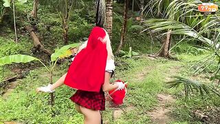 The beautiful girl in a red cloak was not an innocent girl
