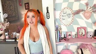 Girl is ready to do anything to please her boyfriend’s desires