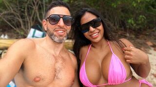 A vacation by the sea with a hot Asian girl is unforgettable