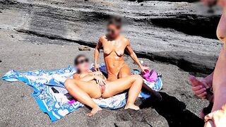 A girl will masturbate on the beach for her friend