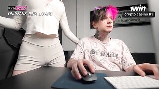 A girl rubs her pussy on the rubbing table and reaches orgasm