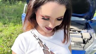 A young couple got fucked on the car, right on the street
