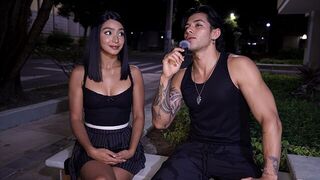 The best pick up lines to use when you see a girl you like