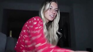 The guy catches cum from his hand with his mouth