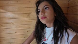 A beautiful Turkish girl got undressed and is ready for intimacy