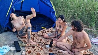 A game of spin the bottle in the woods ends up in sex