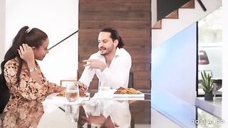 A man had a dinner with his therapist at her house