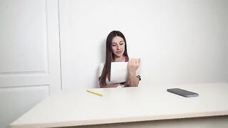 The student drew a dick and got a load on her cream pussy
