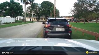 A sexy girl got her car repaired and had to pay the mechanic
